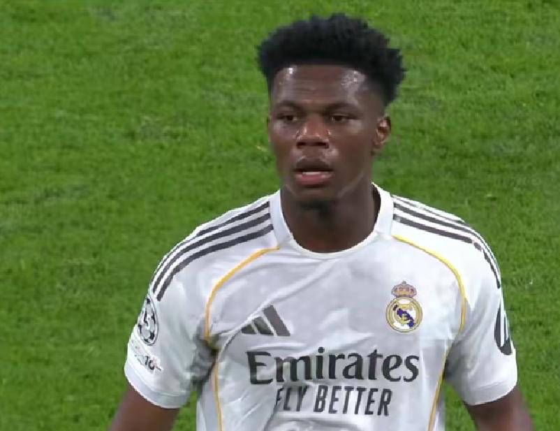 穆帅困境加剧！皇马双杀本菲卡晋级16强，巴黎携手意甲独苗昂首前进